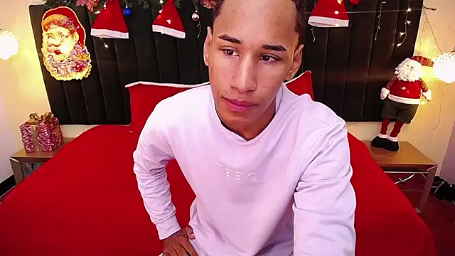 soft attraction online show from December 4, 8:19 pm