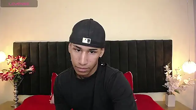 soft attraction online show from March 21, 8:24 pm