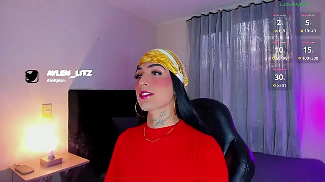 litz81 online show from November 5, 10:02 pm