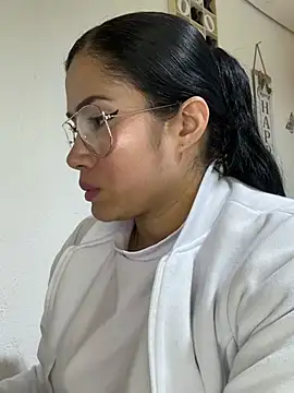 Sweet  Nurse1 online show from May 6, 3:38 pm