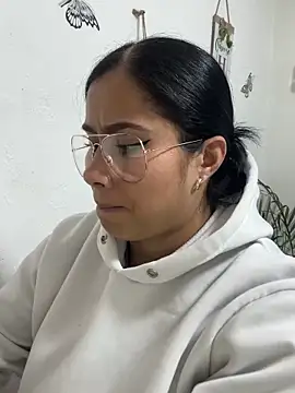 Sweet  Nurse1 online show from October 29, 7:35 pm