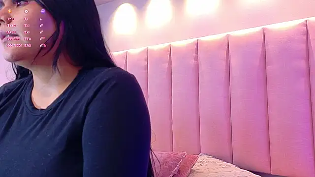 KeilyRoss online show from November 13, 8:35 pm