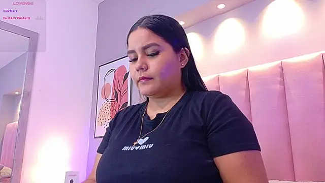 KeilyRoss online show from October 24, 8:08 pm