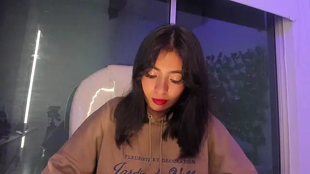 Snapshot of Vic_beckeer chatting on January 10, 8:29 am Vic beckeer online show from January 10, 8:29 am