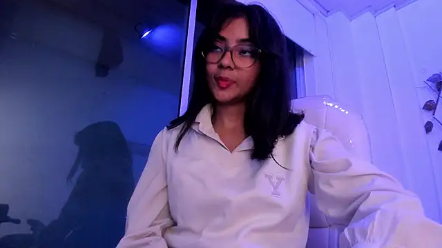 Snapshot of Vic_beckeer chatting on February 12, 10:56 am Vic beckeer online show from February 12, 10:56 am