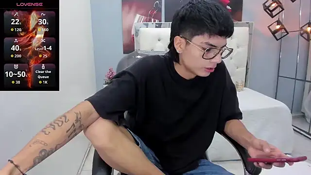 Noha scott online show from March 3, 11:45 pm