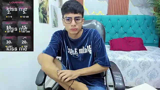 Noha scott online show from February 25, 11:15 pm