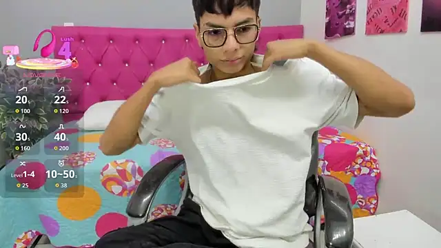 Snapshot of Noha_scott chatting on September 12, 11:48 pm Noha scott online show from September 12, 11:48 pm