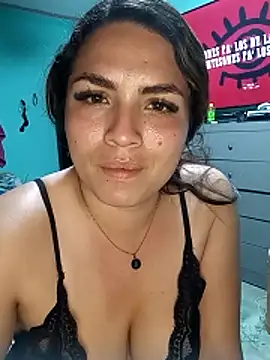 Snapshot of fany_secret chatting on April 7, 4:47 am fany secret online show from April 7, 4:47 am