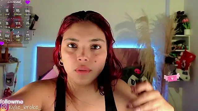 Kylie brokee online show from November 14, 9:07 pm