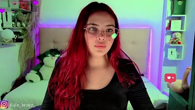 Kylie brokee online show from May 13, 10:06 pm