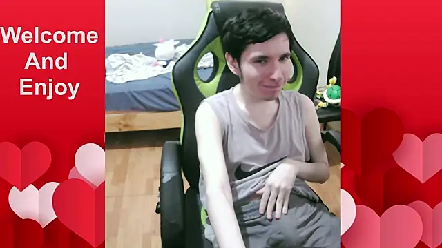 Twink martinboy online show from April 21, 9:10 pm