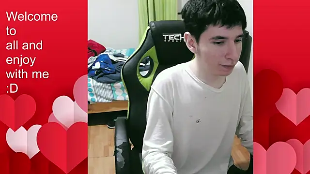 Snapshot of Twink_martinboy chatting on October 24, 2:10 am Twink martinboy online show from October 24, 2:10 am
