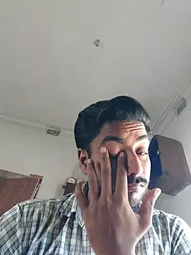 Snapshot of lm12334 chatting on October 14, 7:53 am lm12334 online show from October 14, 7:53 am