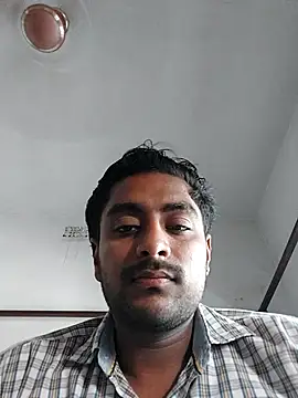 Snapshot of lm12334 chatting on October 23, 8:13 am lm12334 online show from October 23, 8:13 am