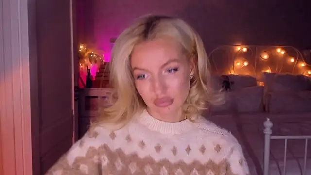 aestetick online show from February 2, 3:55 pm