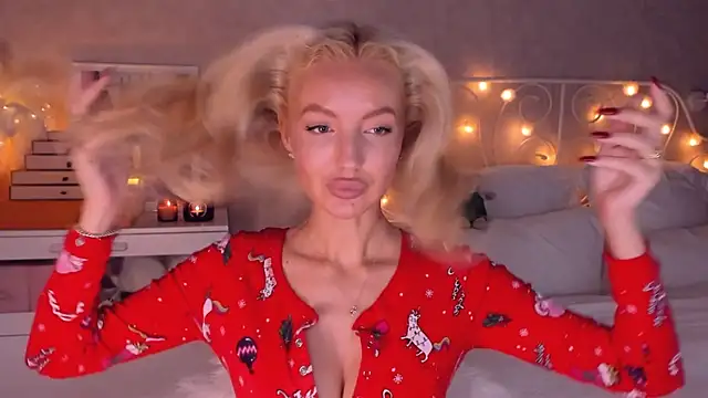 aestetick online show from January 7, 5:45 am