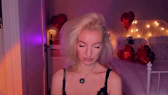 aestetick online show from February 24, 12:06 pm