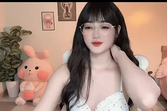  Aimy  online show from October 13, 4:30 pm