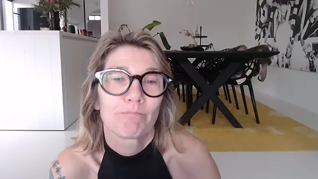 godinflower online show from February 1, 9:29 am