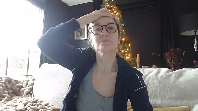 godinflower online show from December 4, 10:14 am