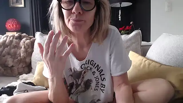 godinflower online show from February 5, 9:38 am