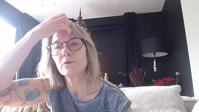 godinflower online show from December 16, 9:35 am