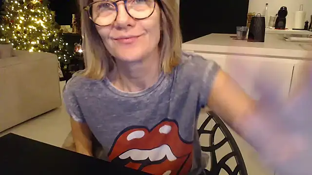 godinflower online show from December 14, 4:23 pm