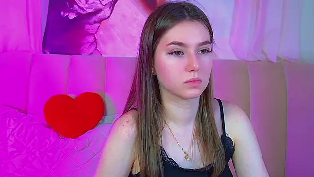 Snapshot of AliceMoreno chatting on November 13, 5:17 pm AliceMoreno online show from November 13, 5:17 pm