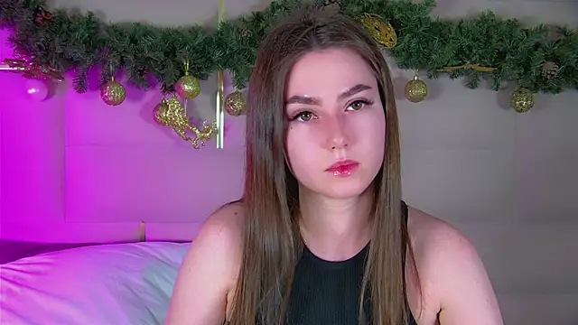 Snapshot of AliceMoreno chatting on December 16, 5:06 pm AliceMoreno online show from December 16, 5:06 pm