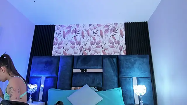 AmmyJones  online show from March 13, 7:19 pm