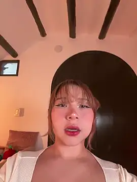 Snapshot of -SofiaCastillo- chatting on February 19, 10:29 pm -SofiaCastillo- online show from February 19, 10:29 pm