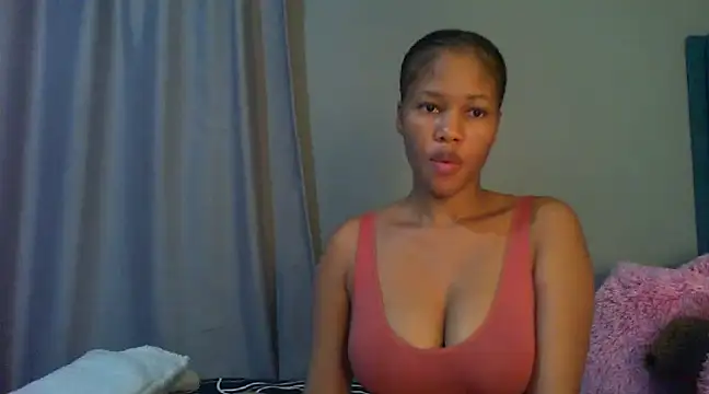 Snapshot of Sexylisa670 chatting on February 26, 9:20 pm Sexylisa670 online show from February 26, 9:20 pm
