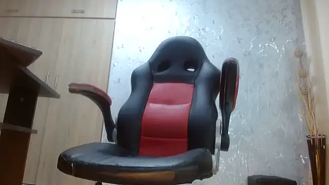 PaulinaRubio  online show from November 24, 7:14 pm