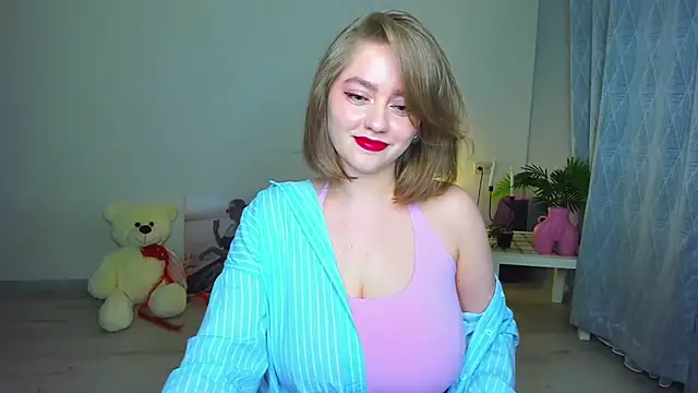 AidaPerry online show from May 28, 6:25 pm