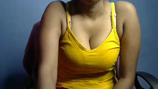 shrishtiGill online show from March 19, 11:10 am