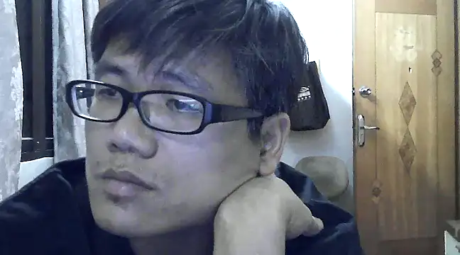 Snapshot of findagirlfriend chatting on December 7, 12:18 pm findagirlfriend online show from December 7, 12:18 pm