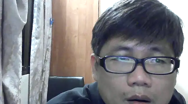 Snapshot of findagirlfriend chatting on December 1, 7:41 pm findagirlfriend online show from December 1, 7:41 pm