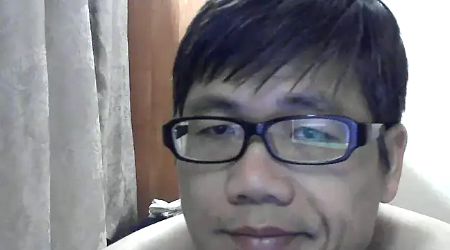 Snapshot of findagirlfriend chatting on January 27, 7:13 pm findagirlfriend online show from January 27, 7:13 pm