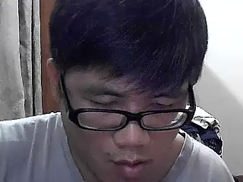 Snapshot of findagirlfriend chatting on December 10, 9:33 pm findagirlfriend online show from December 10, 9:33 pm