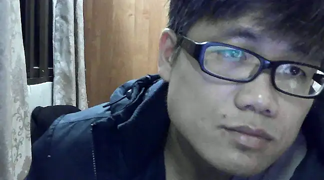 Snapshot of findagirlfriend chatting on December 10, 3:22 pm findagirlfriend online show from December 10, 3:22 pm