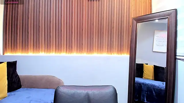 Snapshot of StefyGil_ chatting on July 17, 12:02 pm StefyGil online show from July 17, 12:02 pm