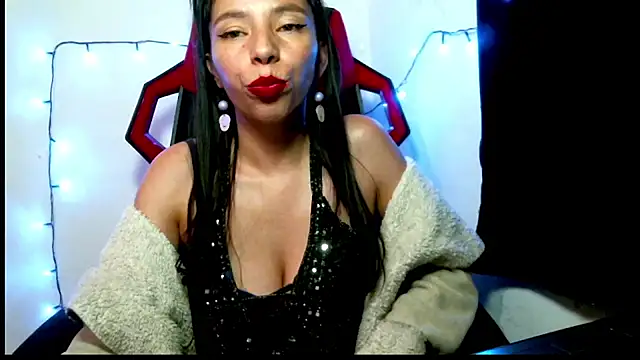 Snapshot of catalina_colombia chatting on March 5, 11:16 pm catalina colombia online show from March 5, 11:16 pm