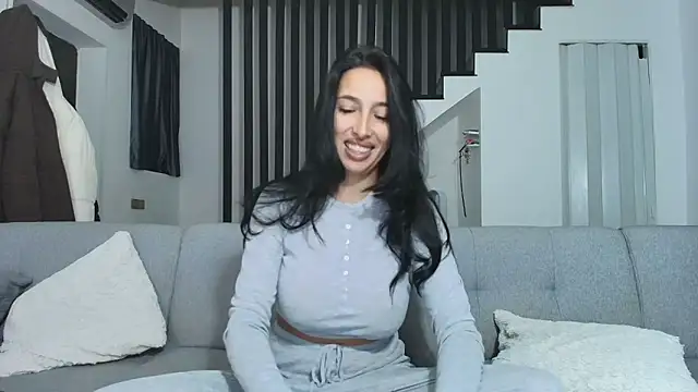 Gabrielaaxxx online show from February 17, 9:56 pm