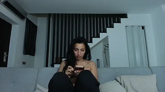 Gabrielaaxxx online show from May 3, 7:50 pm