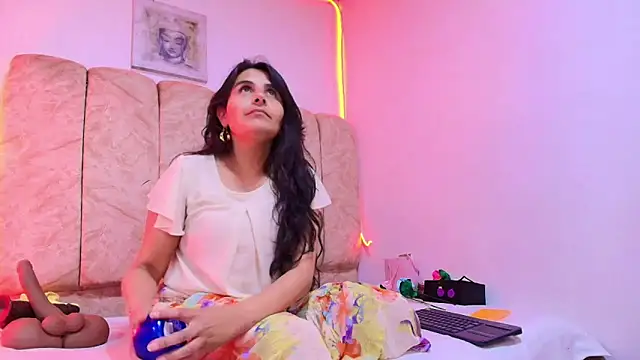  Marcela   online show from April 14, 11:26 am