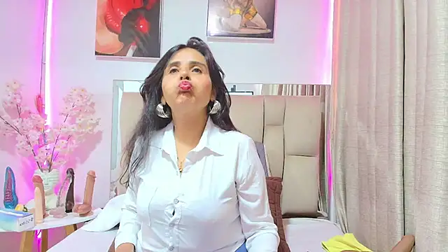  Marcela   online show from May 15, 12:14 pm