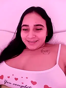 Snapshot of Juanamd1 chatting on February 7, 9:16 am Juanamd1 online show from February 7, 9:16 am