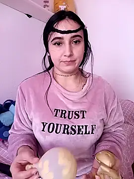 Snapshot of Juanamd1 chatting on February 5, 12:06 pm Juanamd1 online show from February 5, 12:06 pm