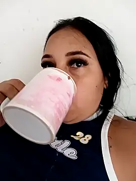 Juanamd1 online show from March 9, 1:03 pm